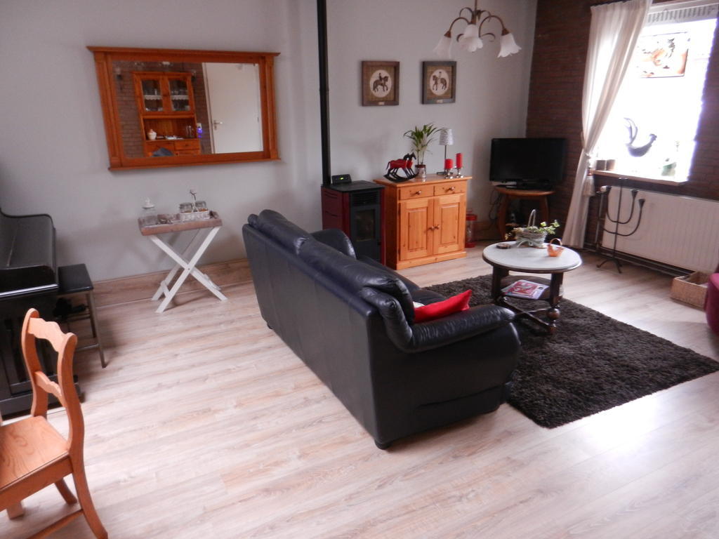 B&B Goeree Overflakkee มิดเดลฮาร์นิส ภายนอก รูปภาพ